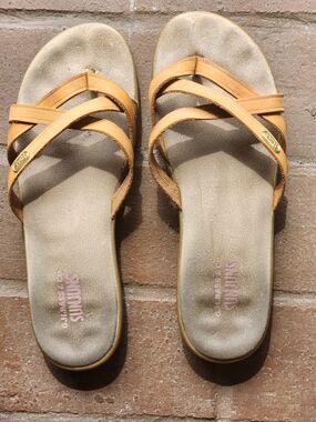 Women's Well Worn Tan Bass Sharon Sunjuns Sandals Size 8.5